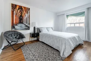 Family & Corporate home in Mississauga - Image 4