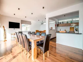 Holiday Home in HUY Near Town Center - Image 5
