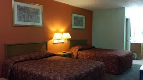 Economy Inn Granite City - Image 2