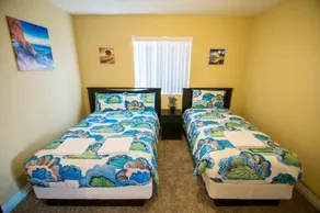 Los Angeles Vacation Rooms - Image 2