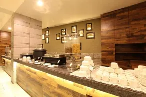Hotel Accolade - Image 4