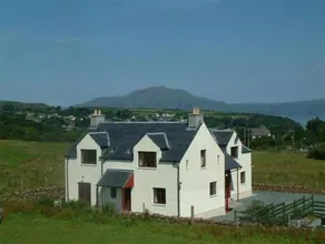Gamekeeper's Cottage - Image 4