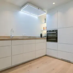 One of a kind skyview apt overlooking MAS - Image 2
