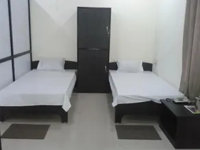 Hotel Brindavan - Image 5