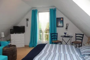 Le Petit Hameau - Image 3
