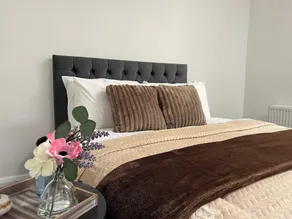 Edenderry Luxury Apartment Retreat - Image 4