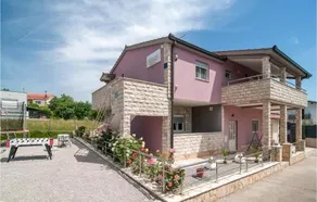 Beautiful Home In Hrvace With Wifi - Image 5