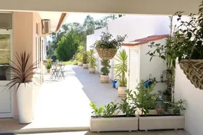 Vale Cottage - Image 3
