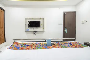Oyo 4434 Hotel Srg - Image 3