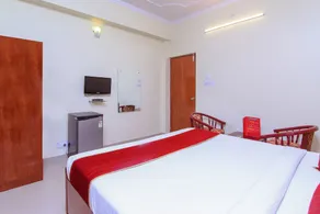 OYO Flagship 190 Gomti Nagar - Image 4