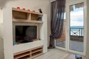 Varka Apartment - Image 4