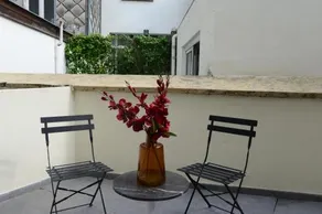 Cosy 2BDR Apartment, Terrace - Image 4