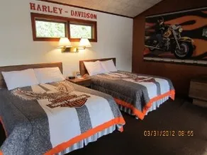 Gear Head Inn - Image 3