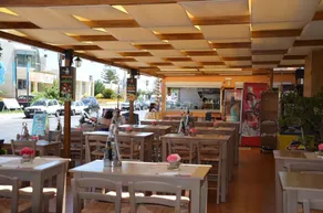 Epis Hotel - Image 3