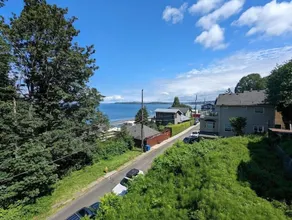 Seattle Vacation Home Alki Beach House - Image 5