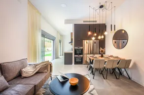 Spacious 3BR Apt w Garden Ramat Hasharon - Image 4