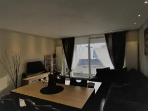 Apartment with balcony in city center - Image 4