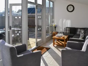 Riverside Cottage - Image 2