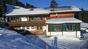 Vintage Holiday Home Near Ski Area - Image 5