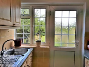 Poynters House - Huku Kwetu Luton & Dunstable - Spacious 2 Bedroom -L&D Hospital - Suitable & Afford - Image 5