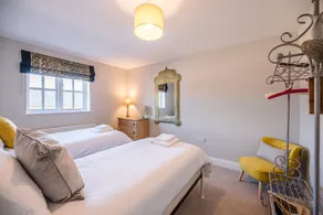 3 The Gables - Image 5