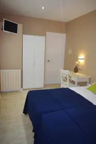 El Petit Bed & Breakfast - Image 4