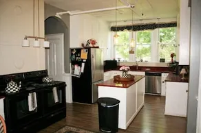 Summerhill Bed & Breakfast - Image 4