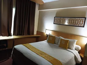 Hotel Ibis Jakarta Tamarin - Image 2