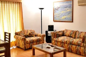 Providencia Suite Apartment - Image 1