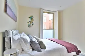Cardinals Apartment - Image 5