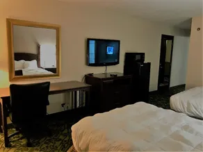 Travelodge by Wyndham Houghton Lake - Image 5