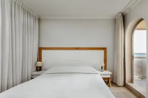 Residence Beach - Image 3