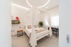 Daline Holiday Rooms - Image 2