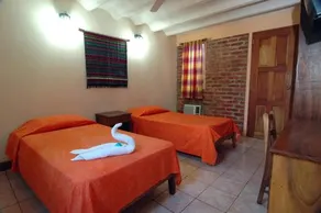 Hotel Colonial - Image 4