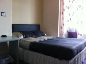 The Kings Court Hotel - Image 4