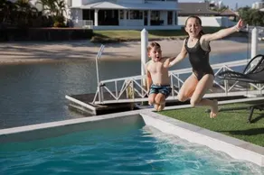 Mooloolaba Waterfront 4 bedroom Pet Friendly House - Image 2