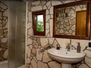 Comfortable holiday home with pool - Image 2