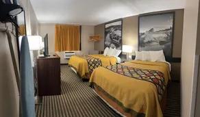 Super 8 by Wyndham Lexington - Image 5