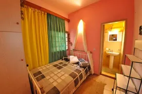 Byronas Apartments - Image 3