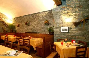 Hotel Lion Noir - Image 4