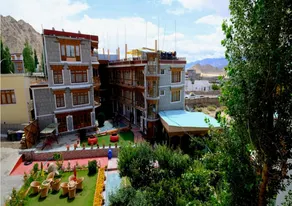 Hotel Royal Palace - Image 4