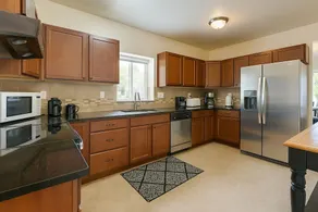 1746 130th (6 bedrooms) - Image 5