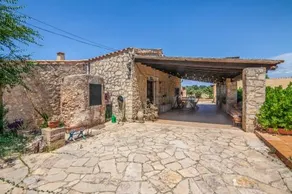 Finca Bella Vida Can Bella & Can Vista - Image 2