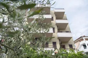 Anastasiadis House - Image 1