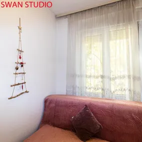Swan Apartment - Image 5