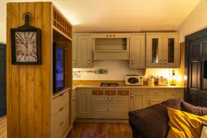 Retreat Lodge - Image 4