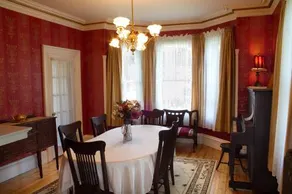 Bayside Inn Bed & Breakfast - Image 2