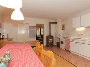 Spacious Holiday Home in Menkhausen Near Ski Area - Image 5