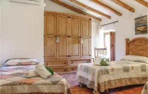 Four bedroom Holiday Home In Albacete - Image 4