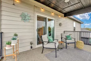 Soaring 2-level Point Venture Home on Lake Travis - Image 5